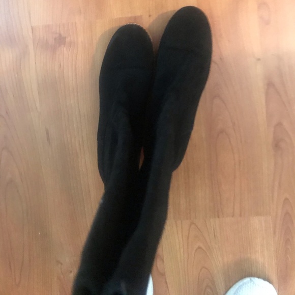 Michael Kors black suede boots - Picture 4 of 4